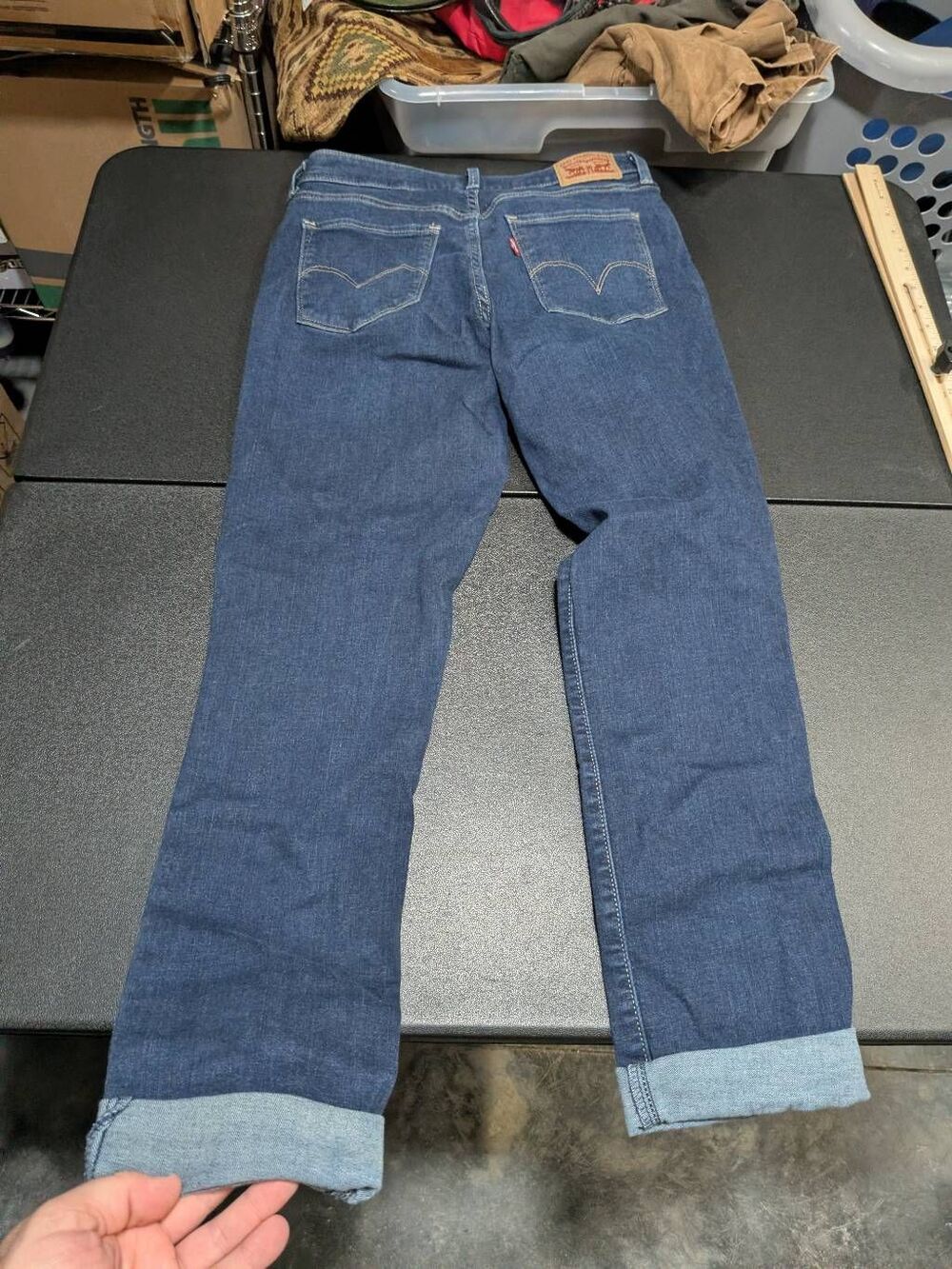 Levis Jeans Mid Rise Tag Classic Tapered Blue Pants Women's 8 - Picture 6 of 8